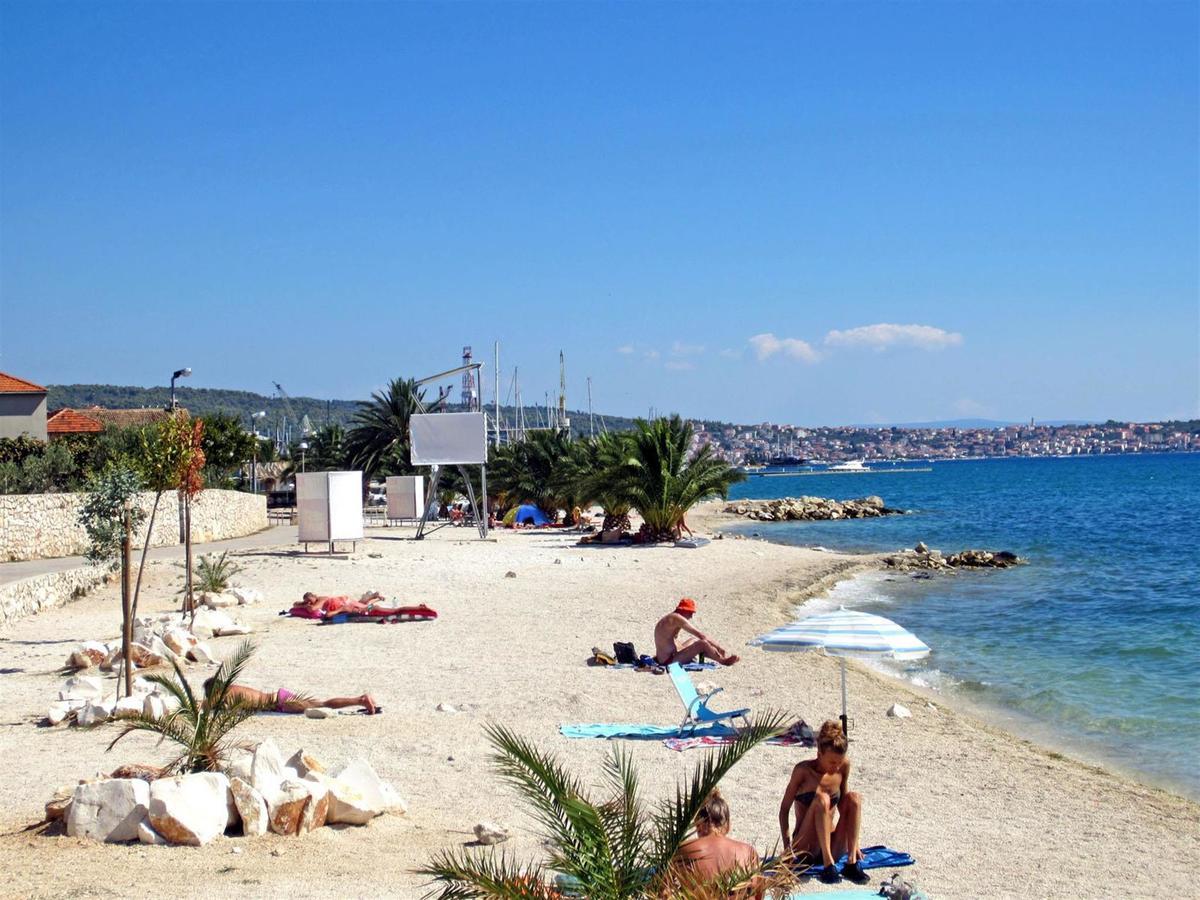 Kaja - Right Next To The Beach Трогир Экстерьер фото